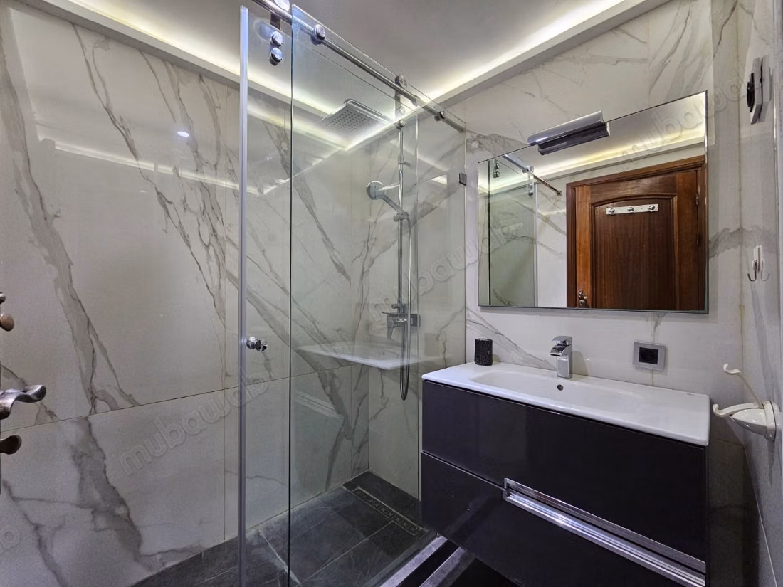 For rent - furnished 3-bedroom apartment in Ziraoui