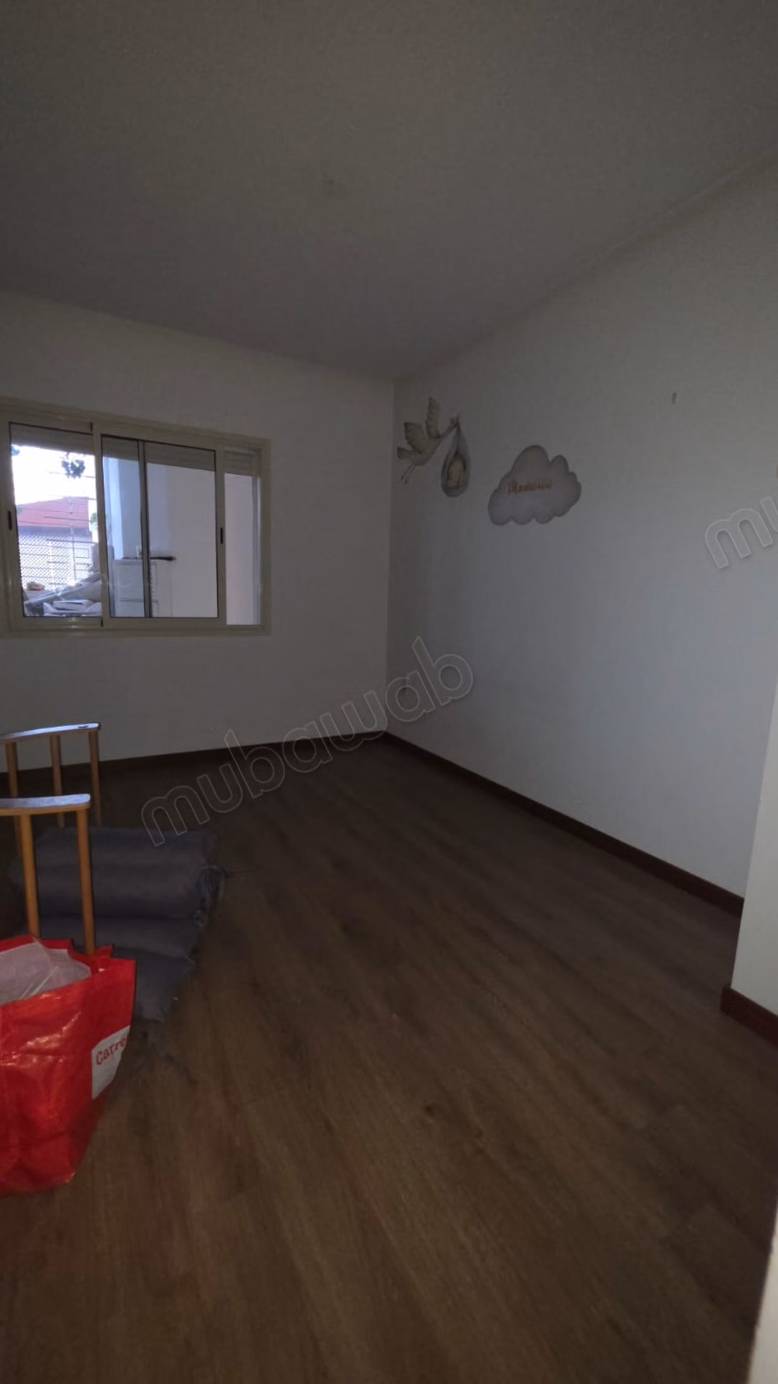 Affitta questo appartamento ad Anfa. 3 stanze. Arredato