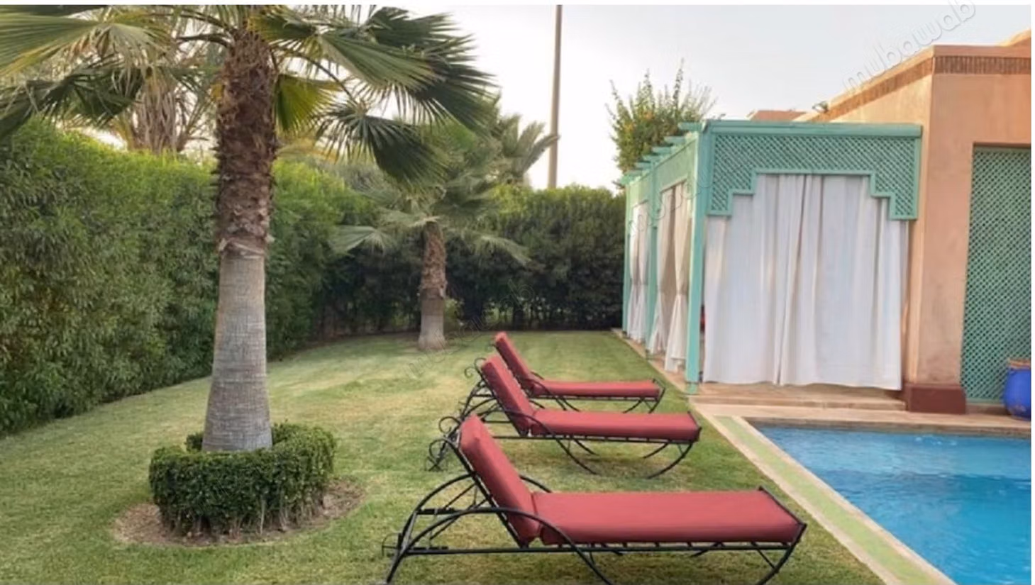 Villa 3 ch à louer 
Route de Fès 
20 min a marrakech