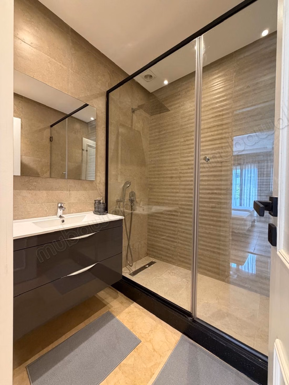 Mooie appartement te huur in Riyad Extension. Gemeubileerd