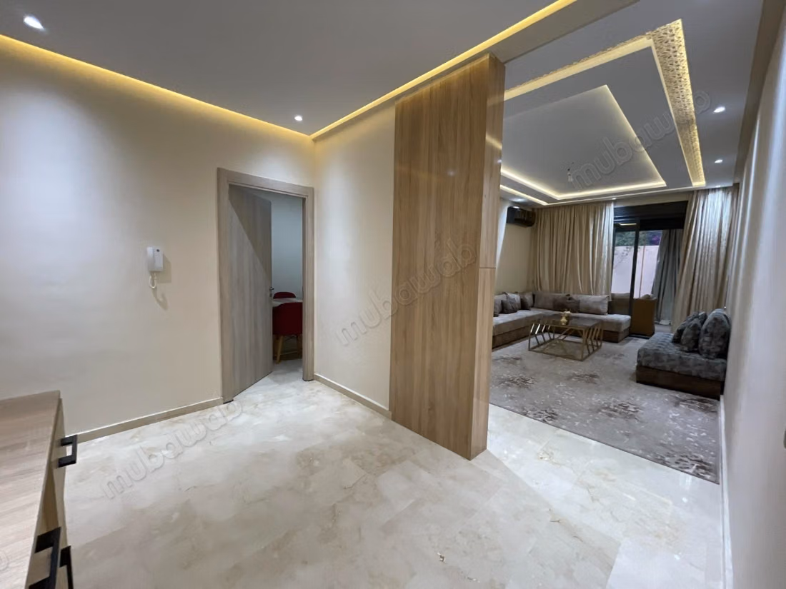 For rent - beautiful garden-level apartment in Targa