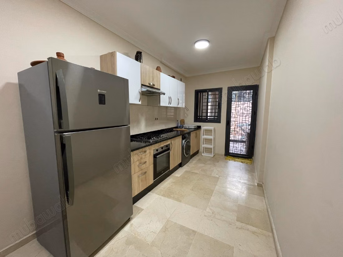 For rent - beautiful garden-level apartment in Targa
