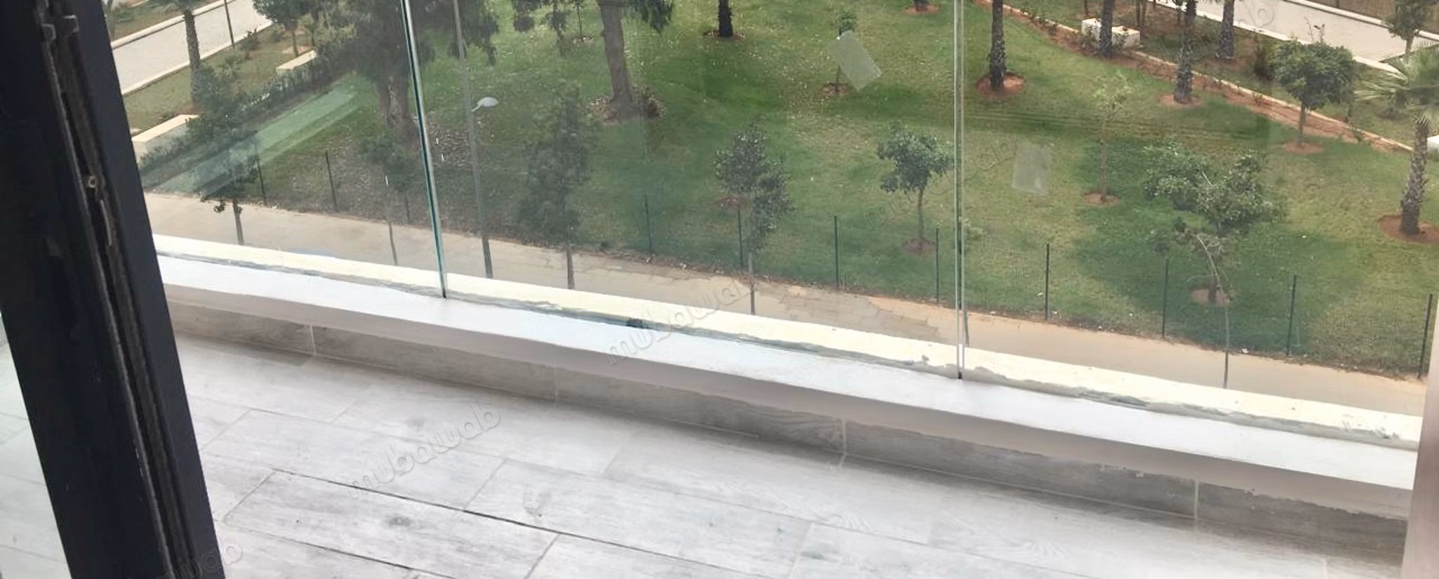 Appartement en location à Riyad. 3 pièces confortables. Ascenseur et terrasse