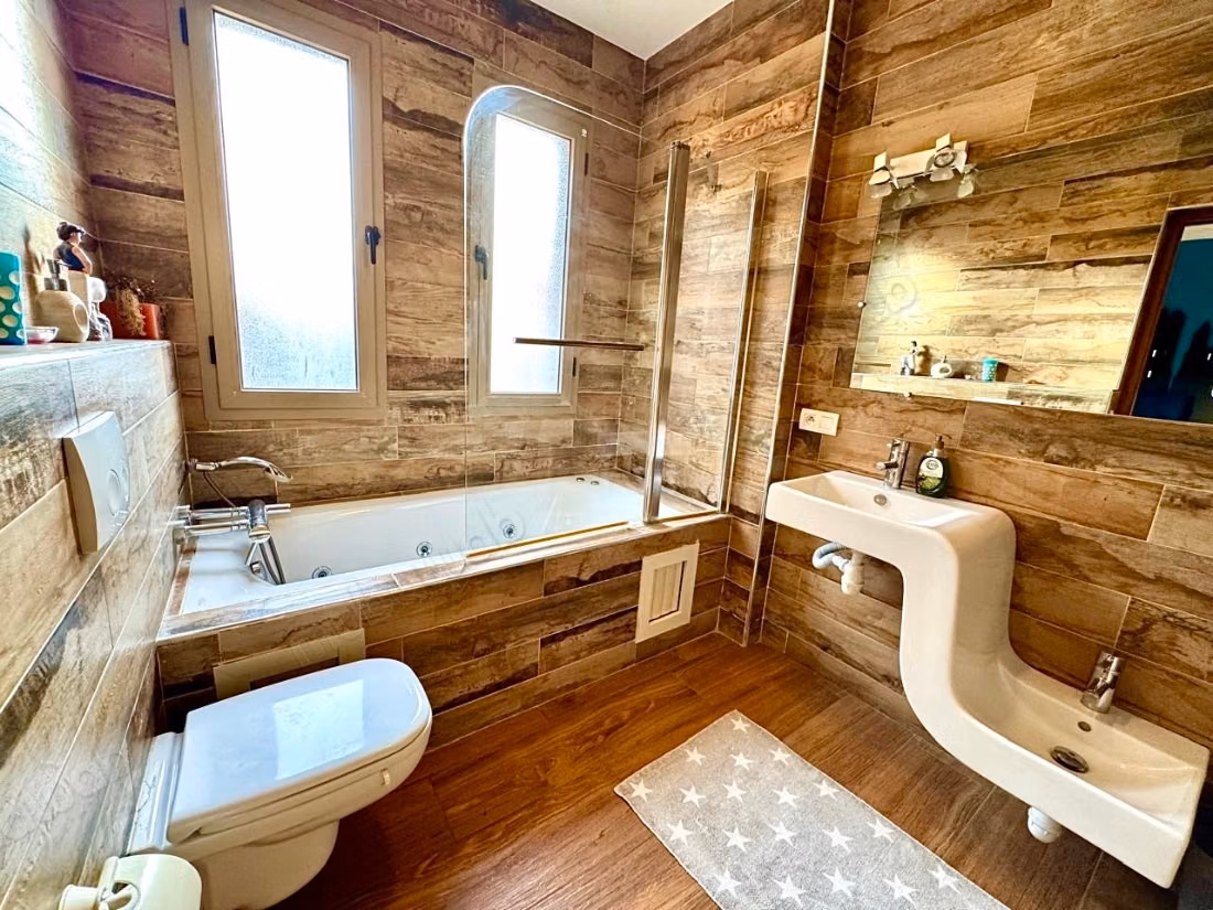 Huur luxe villa in Targa. Gemeubileerd