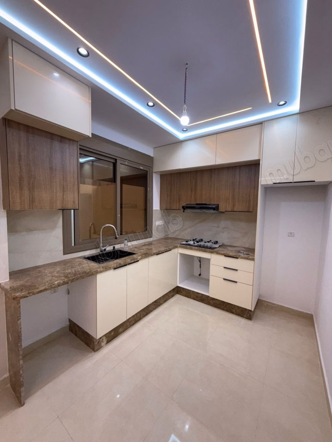 Beautiful apartment for sale in Saidia. Total area 66 m². Authentic lounge, satellite dish