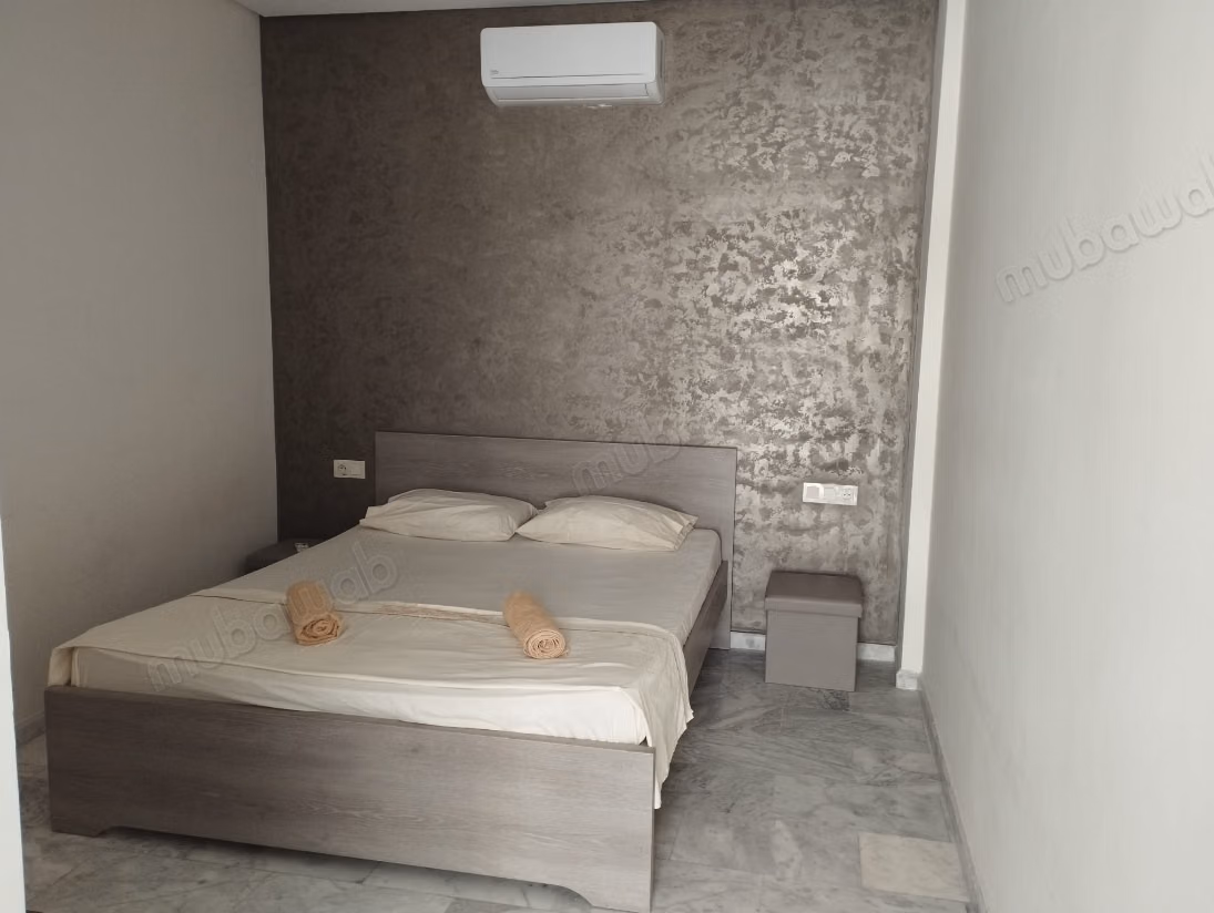 Très bel appartement en location à Route Immouzer.
Surface de 102 m².
Meublé