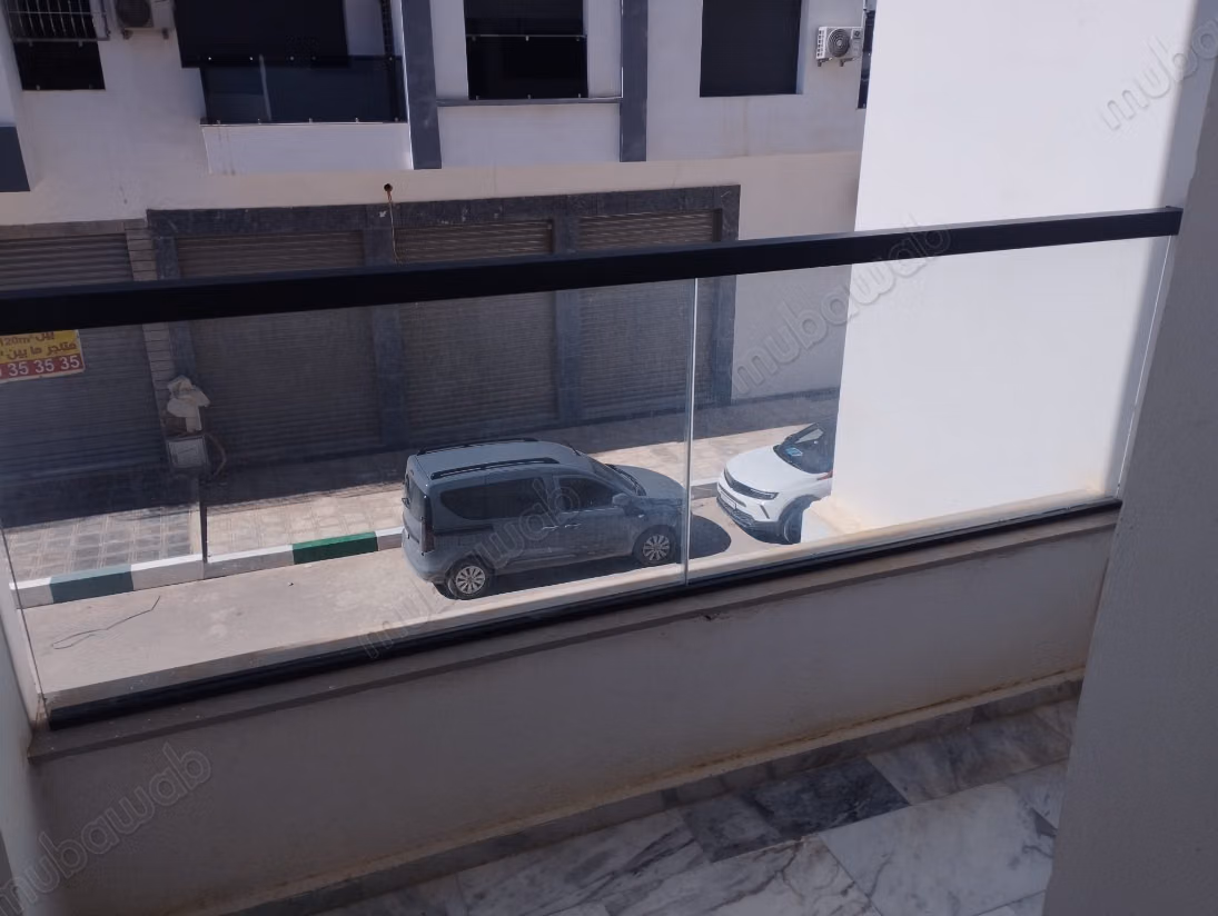 Très bel appartement en location à Route Immouzer.
Surface de 102 m².
Meublé
