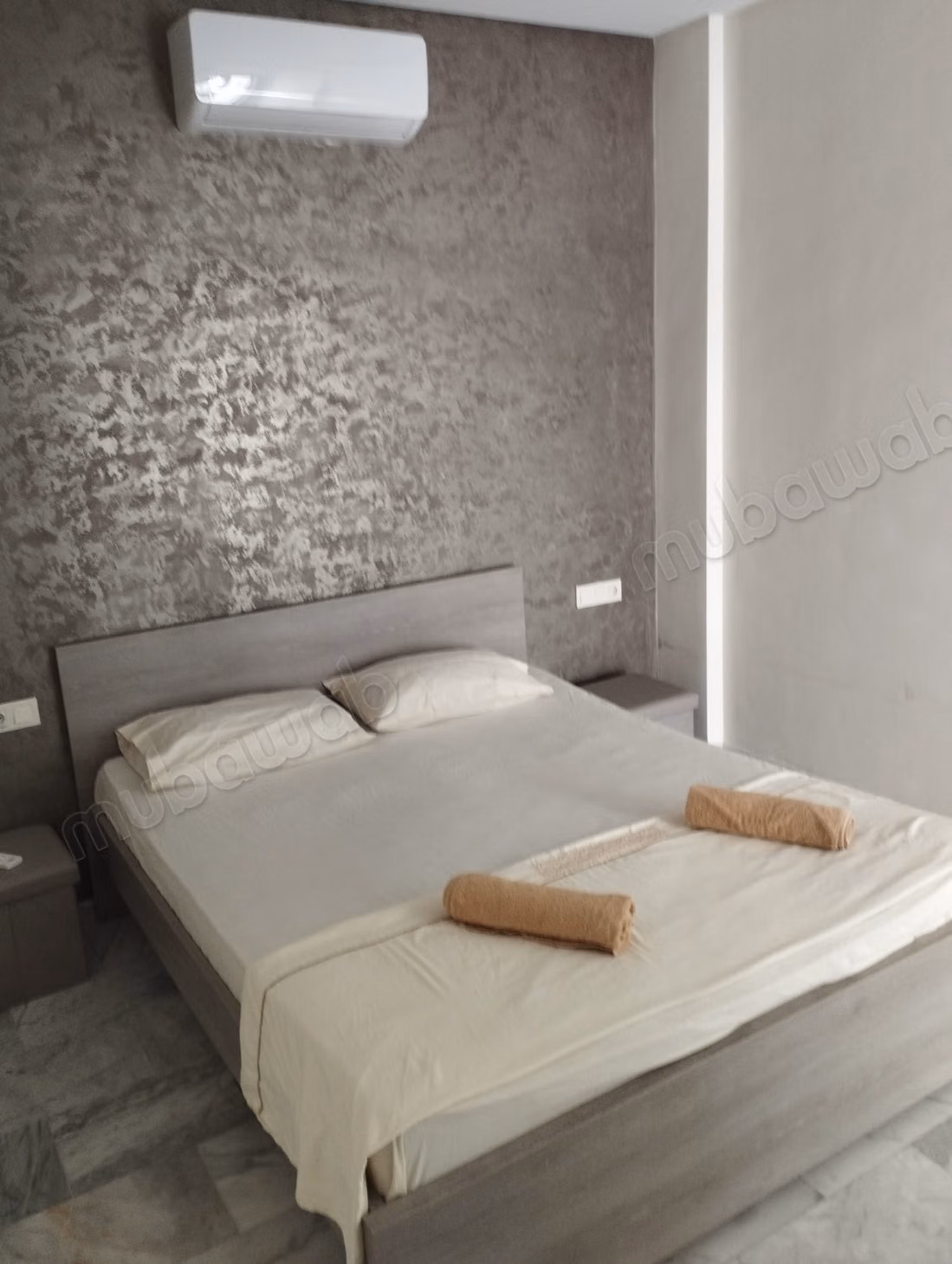 Très bel appartement en location à Route Immouzer.
Surface de 102 m².
Meublé