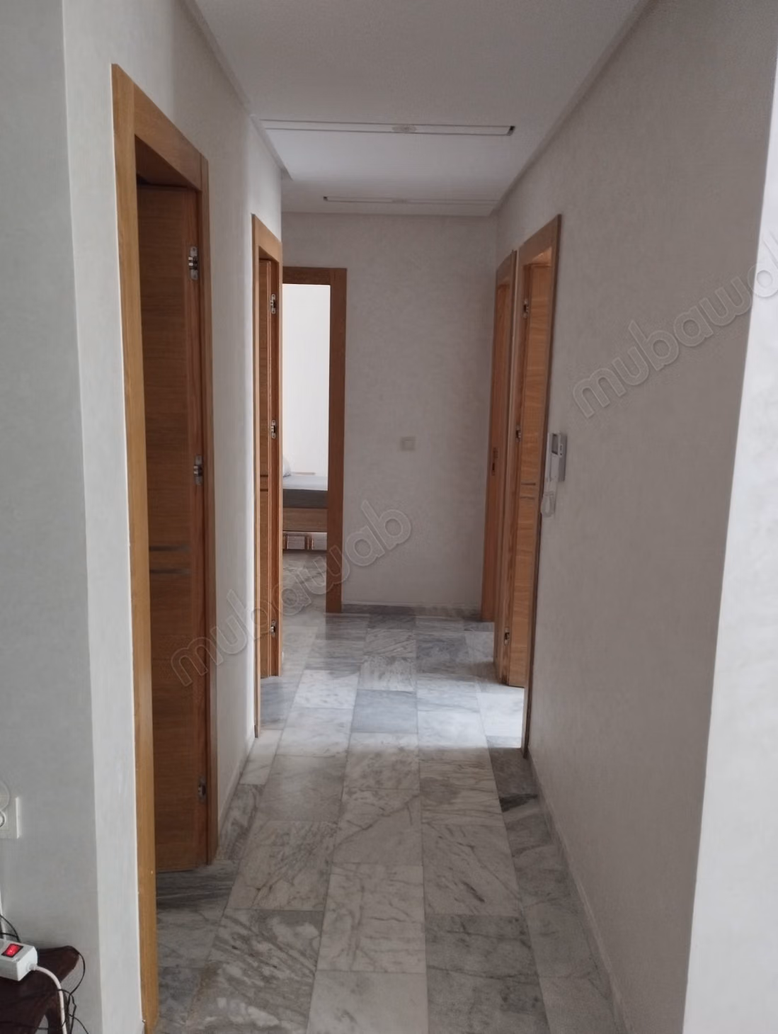 Très bel appartement en location à Route Immouzer.
Surface de 102 m².
Meublé