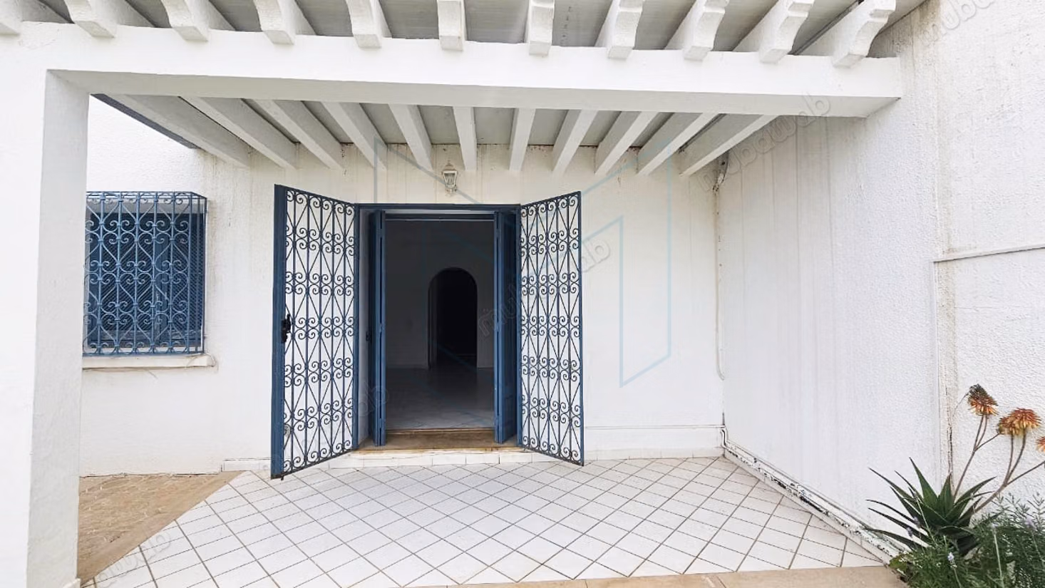 A louer un duplex S2 à gammarth Supérieur