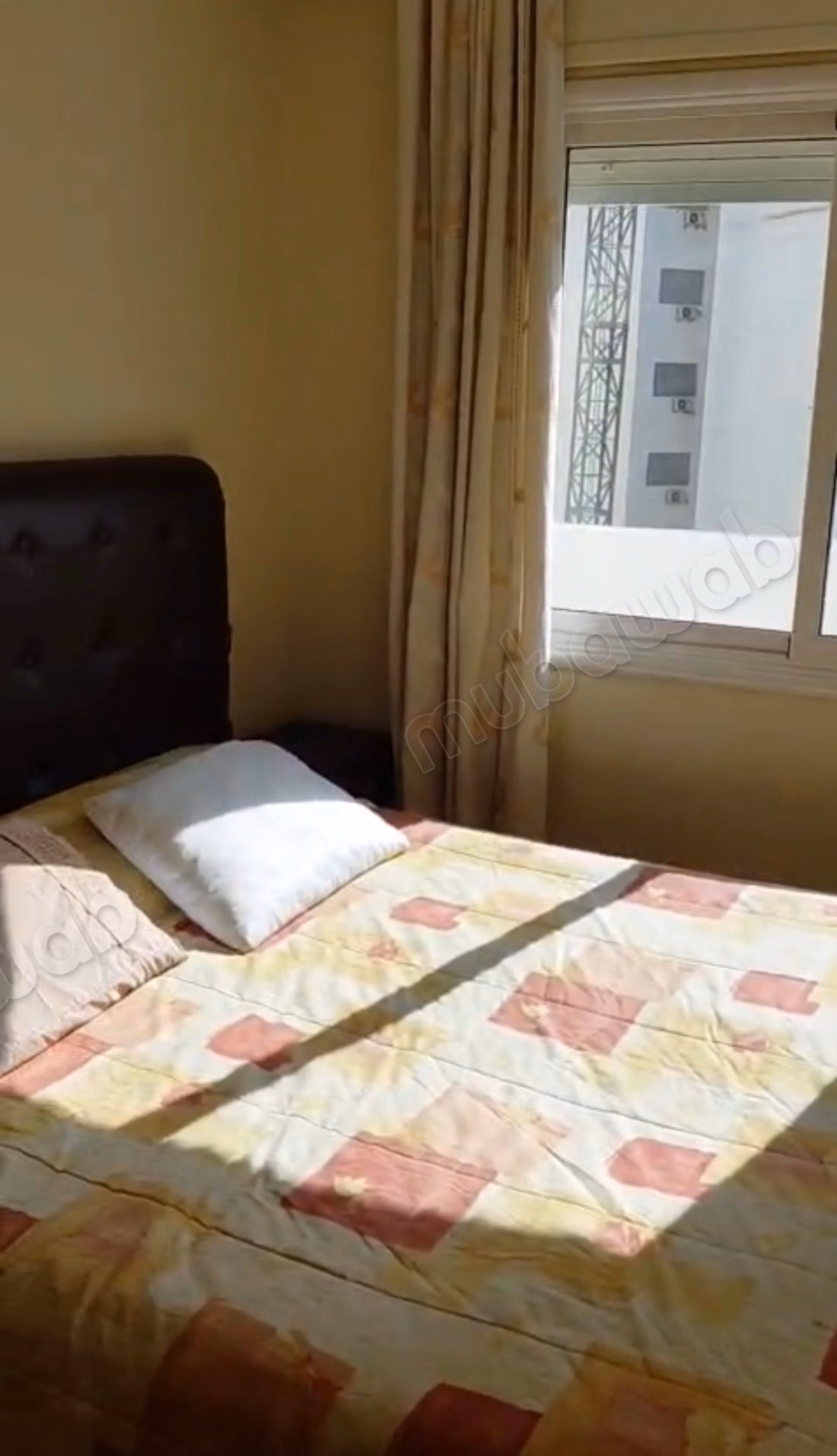 Superb apartamento amueblado en alquiler en el centro de la ciudad en la plaza Mouzard con aparcamiento