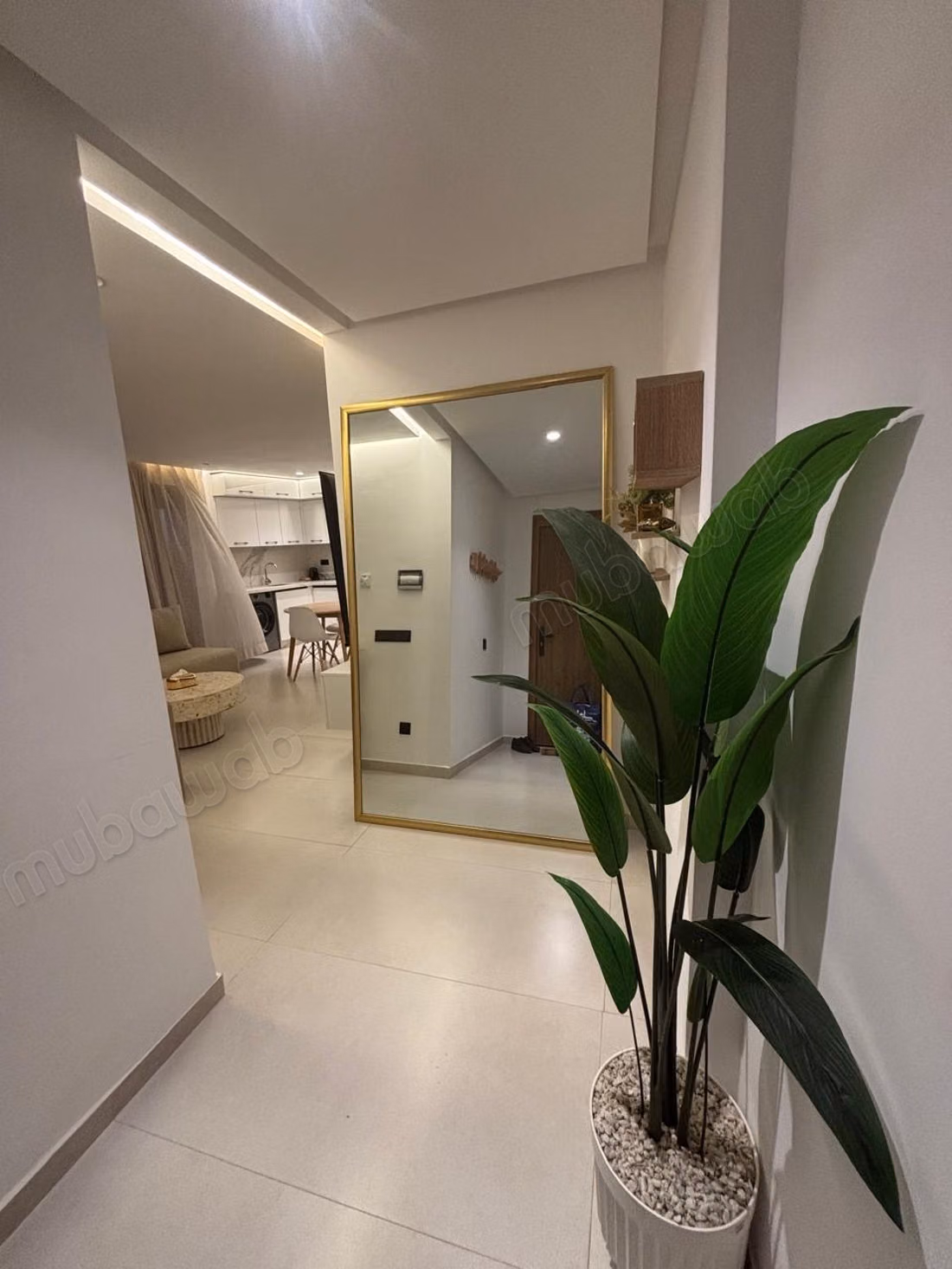 Superbe appartement à louer à Guéliz. 
Superficie 54 m². 
Meublé