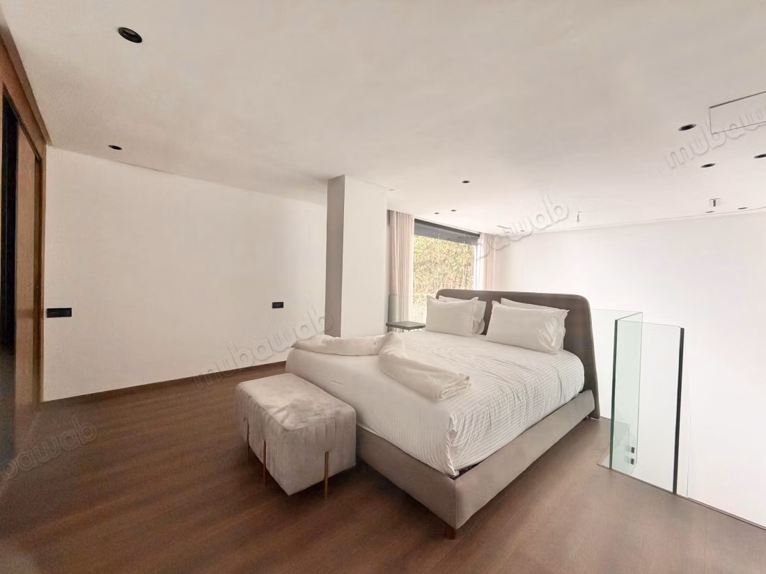 New duplex studio
