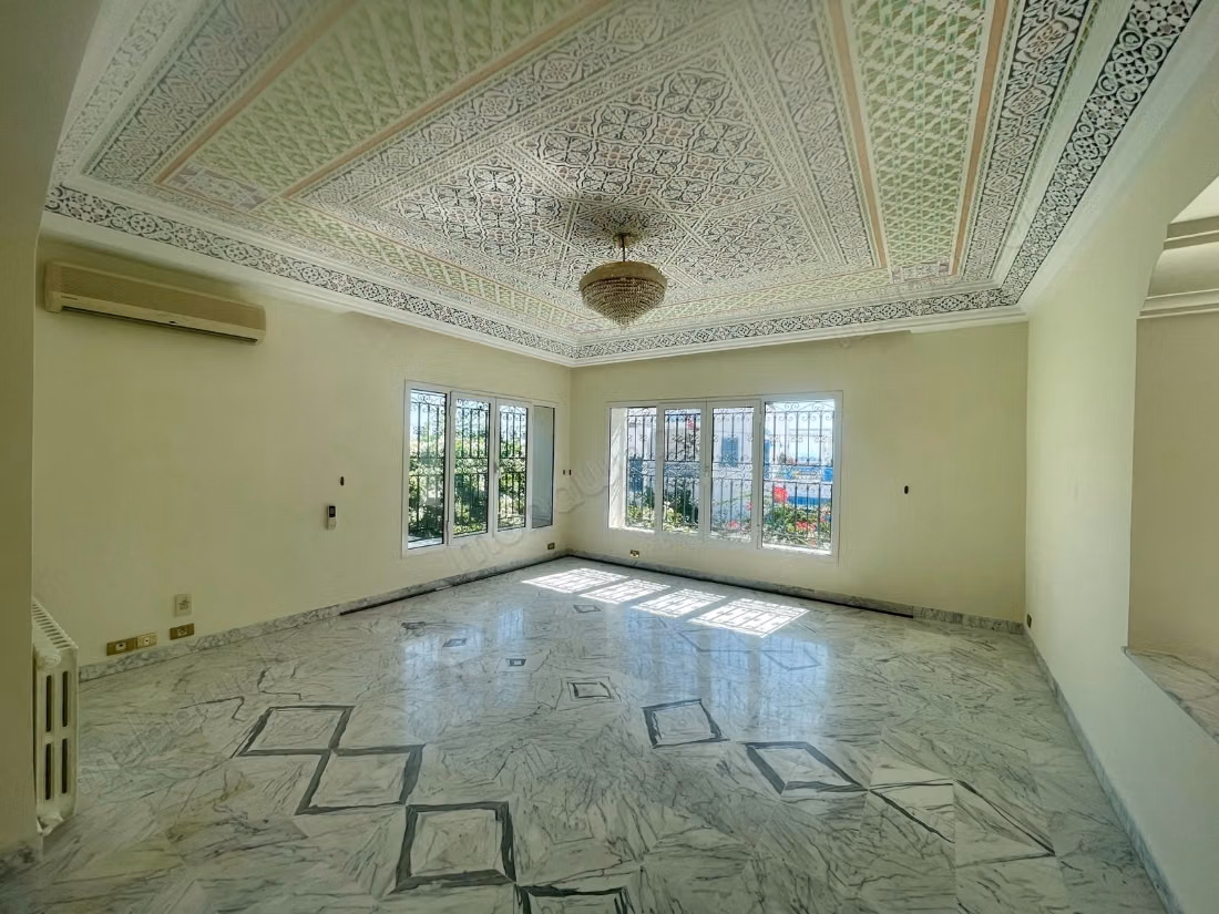 Villa S6 with sea view, Gammarth Superior