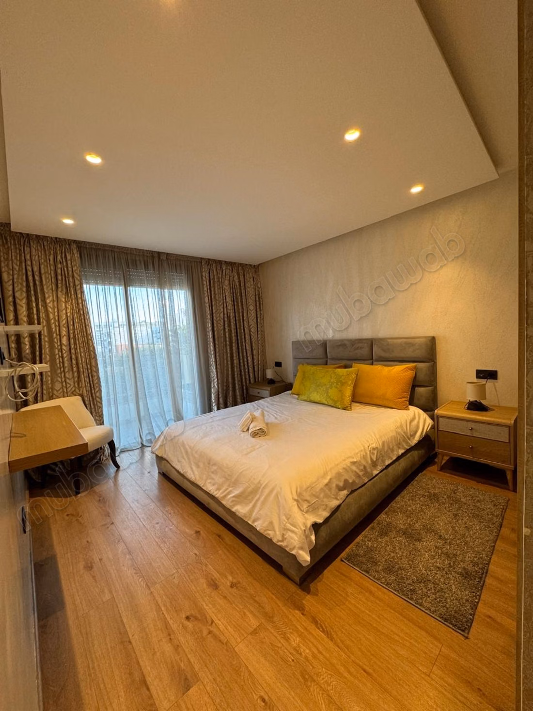 Rent this apartment in Oasis. Total area 120 m². Furnished