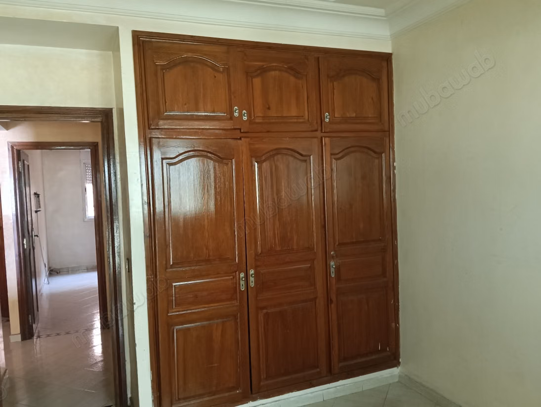 Appartement à l'achat à Sidi Moumen. 2 chambres. Système de parabole et résidence sécurisée