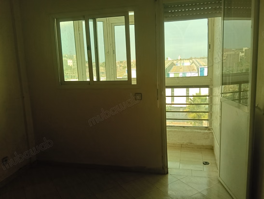Appartement à l'achat à Sidi Moumen. 2 chambres. Système de parabole et résidence sécurisée