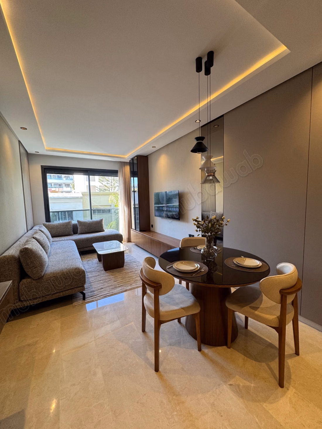Superbe appartement à louer à Les princesses.
Surface de 54 m².
Meublé