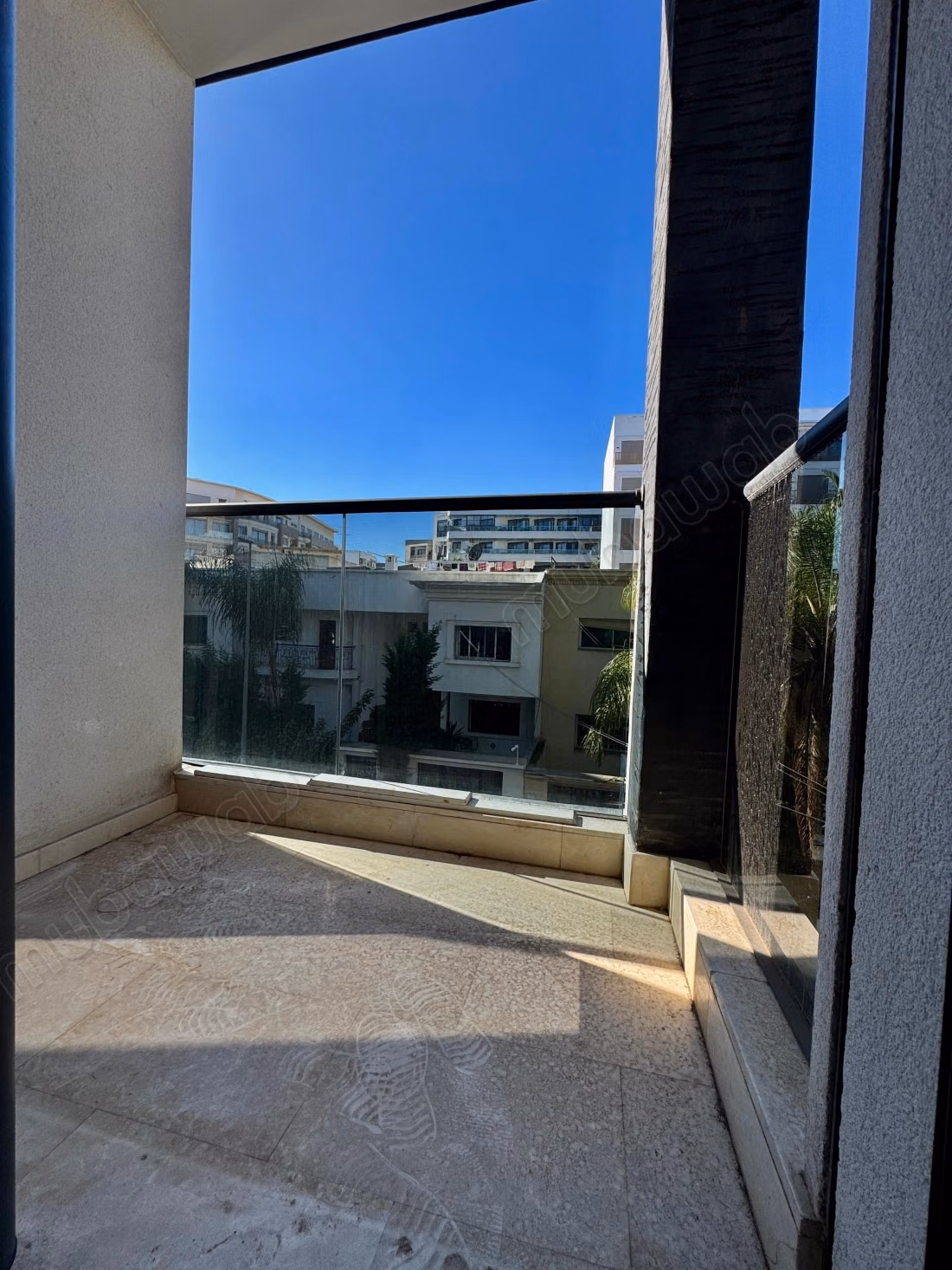 Superbe appartement à louer à Les princesses.
Surface de 54 m².
Meublé