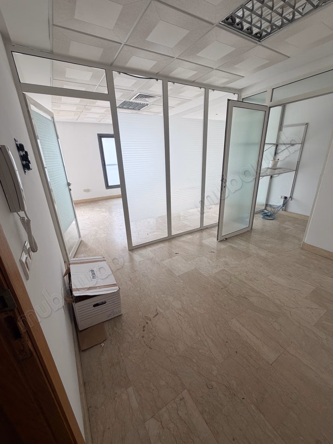 10 bureaux à louer 
Racine Zerktouni dès 7 500 DH