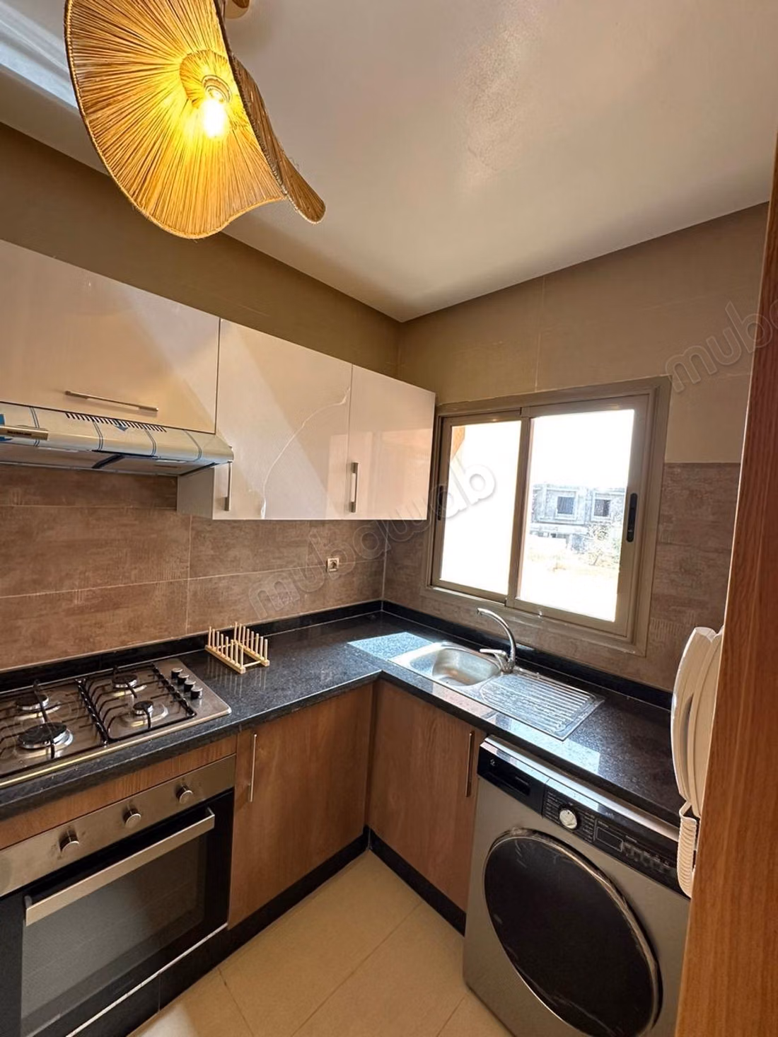 Appartement en location à Agdal. 2 chambres. Meublé