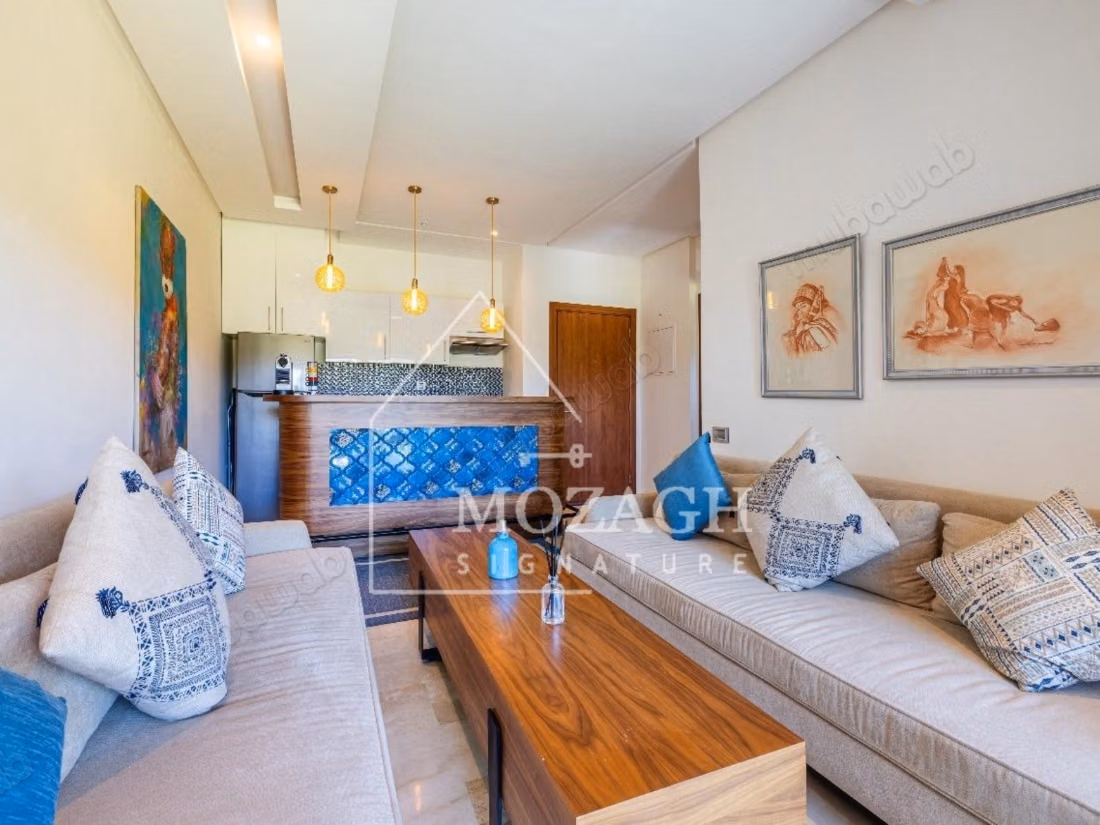 Magnificent garden-level apartment on Prestigia Golf