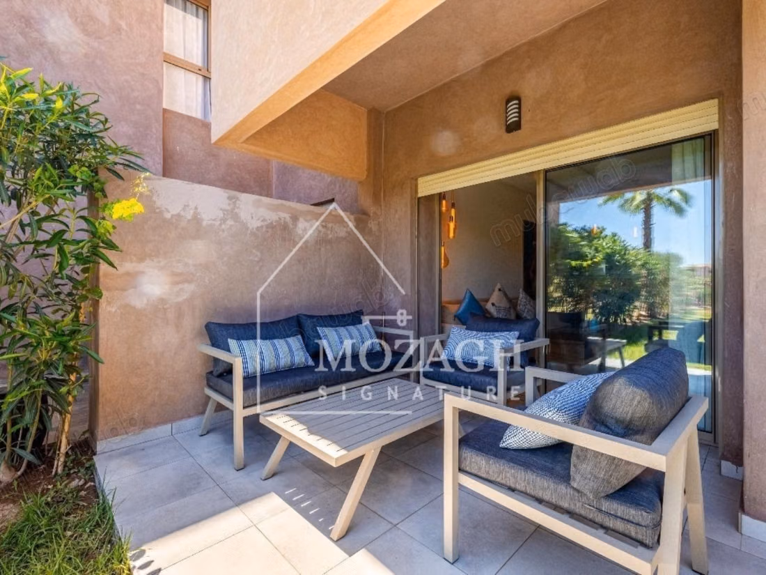 Magnificent garden-level apartment on Prestigia Golf