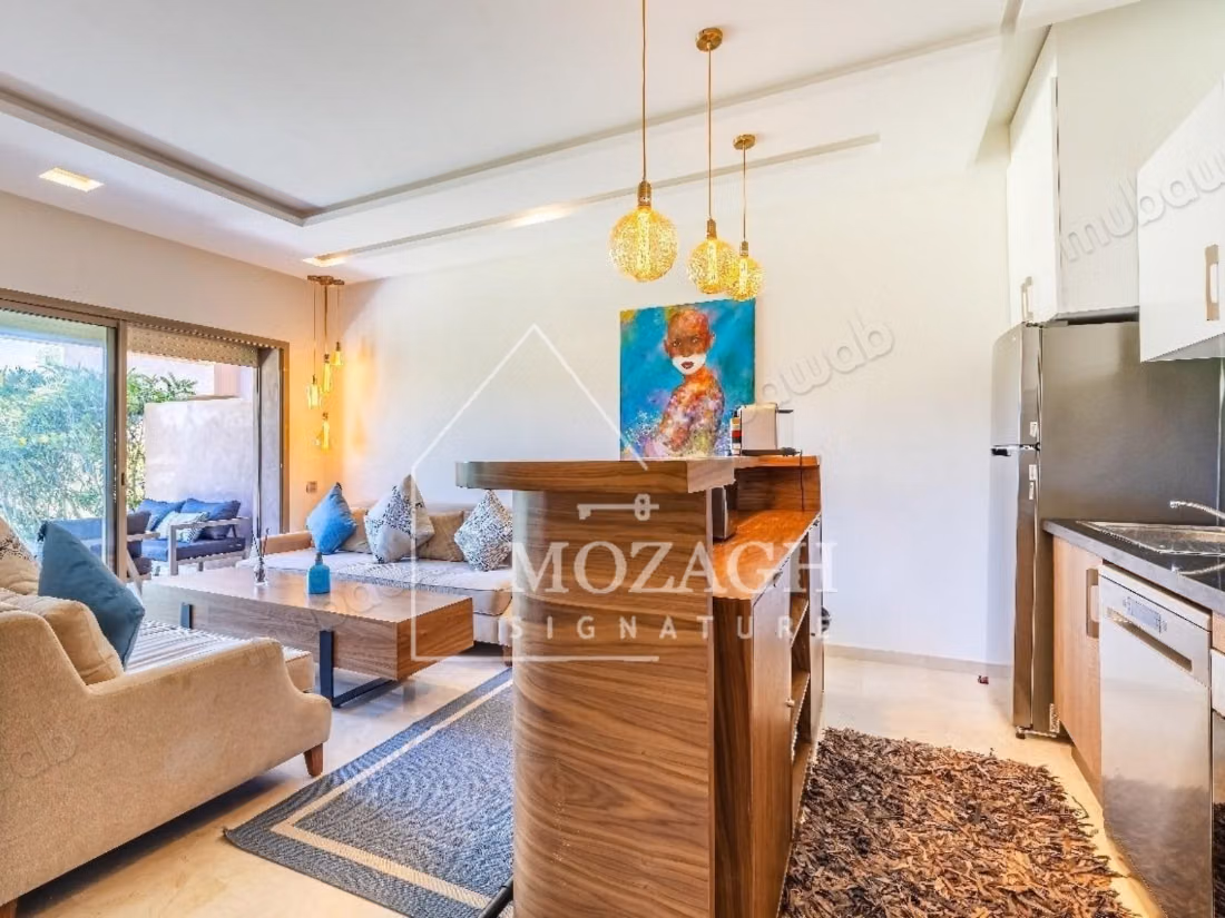 Magnificent garden-level apartment on Prestigia Golf