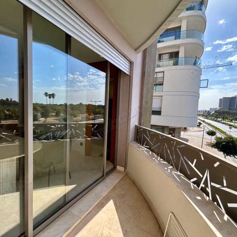 Appartement à Louer de 107.0 m² à Casablanca, Ferme Bretonne