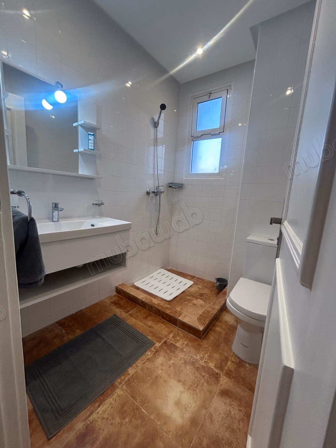 Vente d'un bel appartement à Guéliz. 
3 pièces confortables. 
Avec ascenseur et terrasse