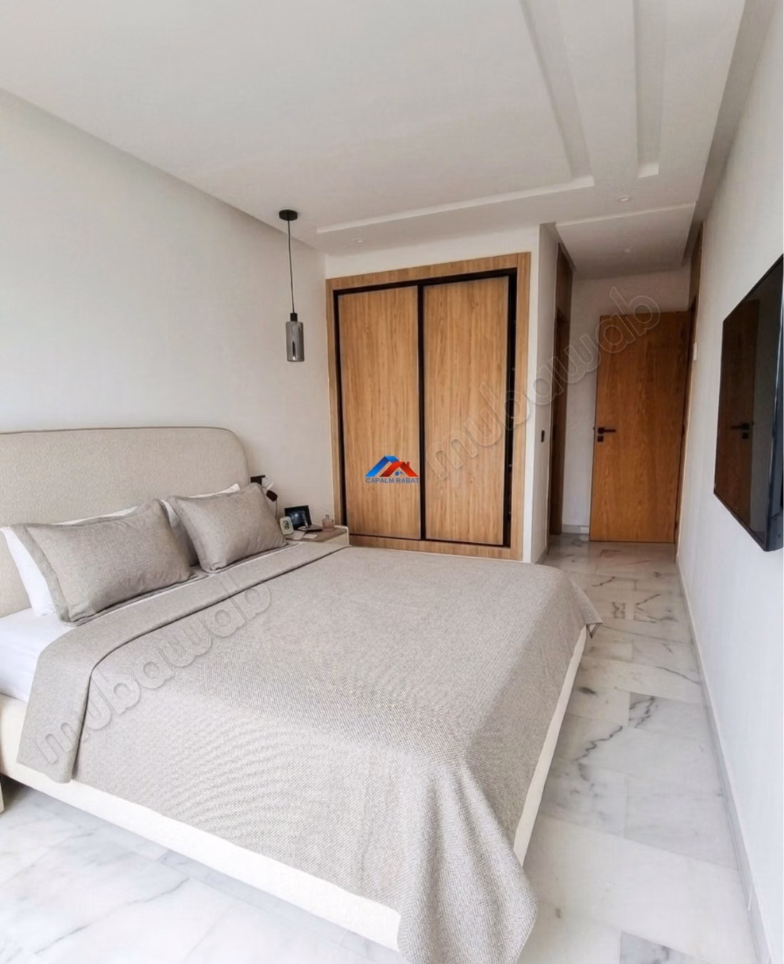Beautiful apartment for sale in Aviation Mabella. 4 rooms. With garage and elevator