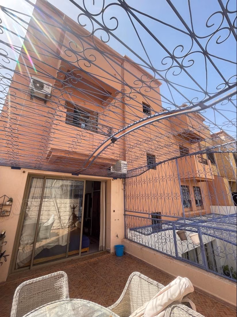 Maison en bon etat a vendre a targa