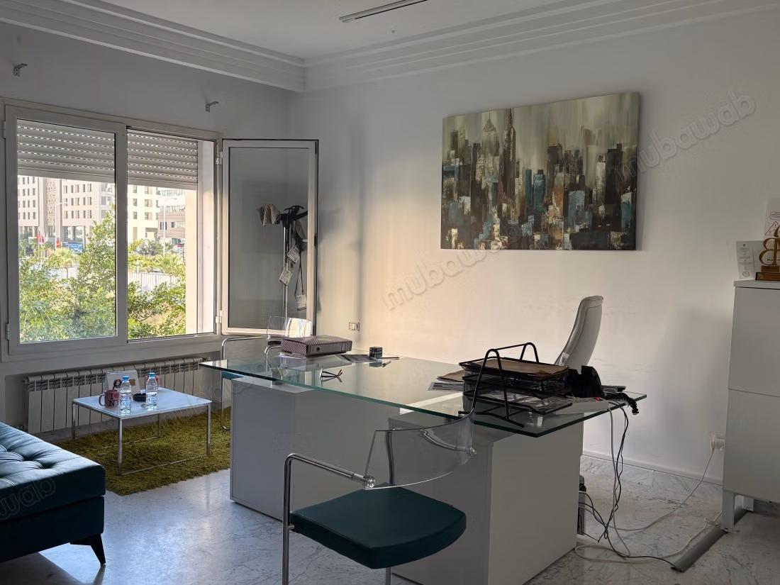 A very nice duplex for rent in Lake 2 for office use