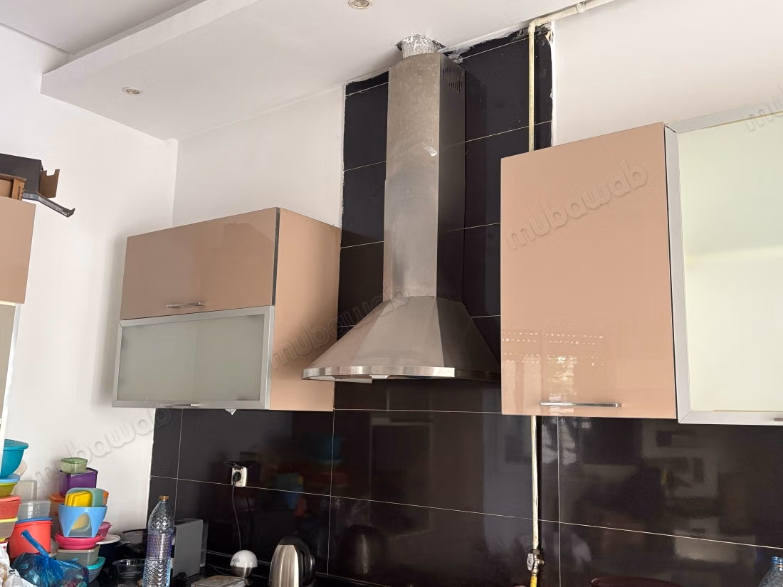 A very nice duplex for rent in Lake 2 for office use