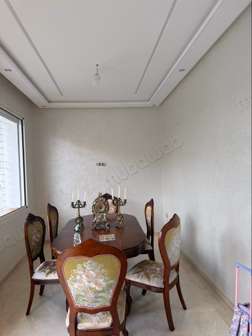 Stunning villa for sale in Laymoune. 5 beautiful bedrooms. Beautiful terrace and garden