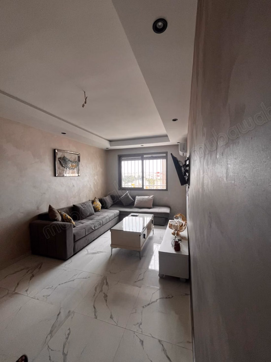 Location d'un appartement à Marjane. 
2 belles chambres. 
Meublé