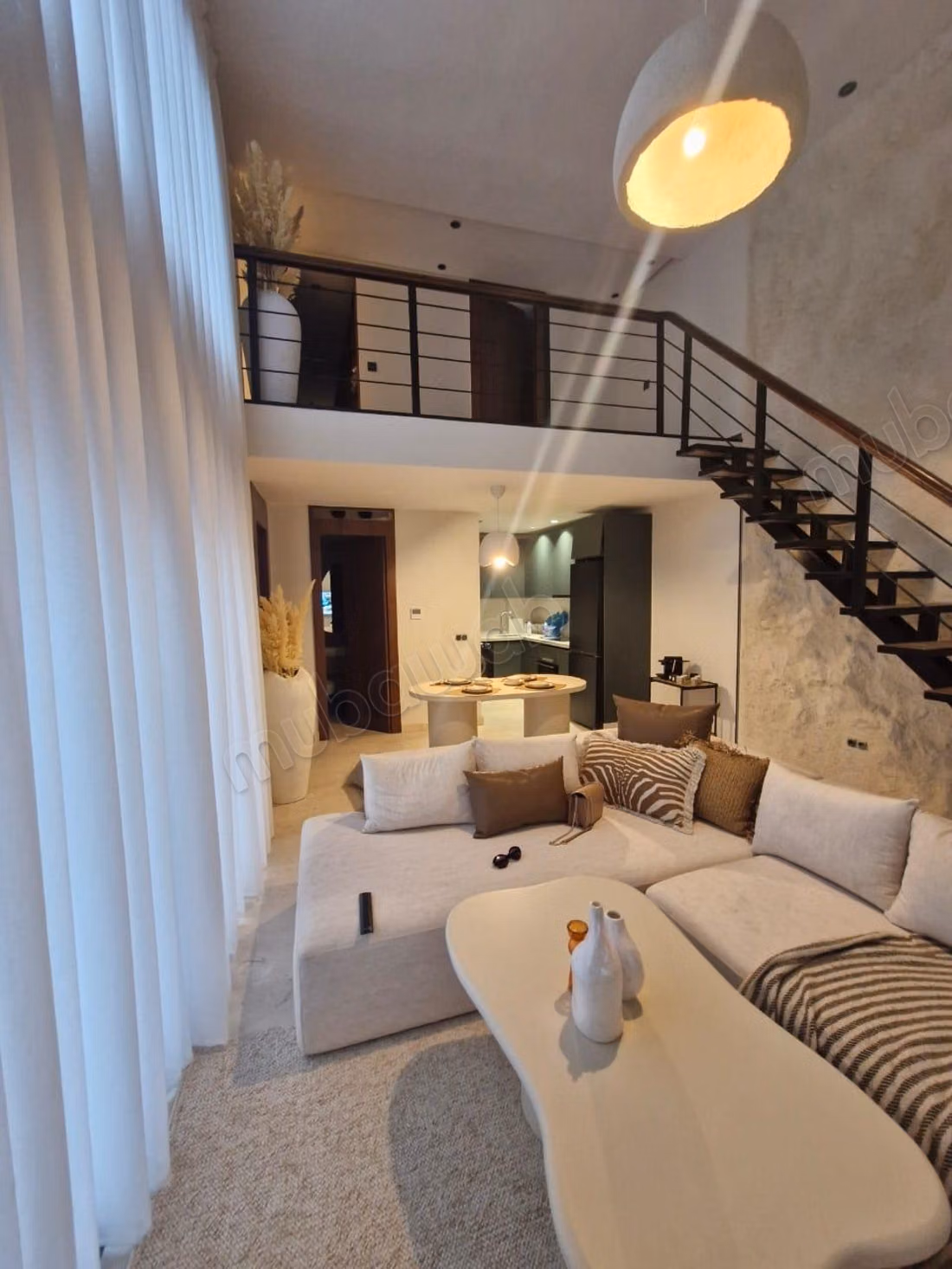 Bel appartement en location à Gauthier. 3 pièces confortables. Bien meublé