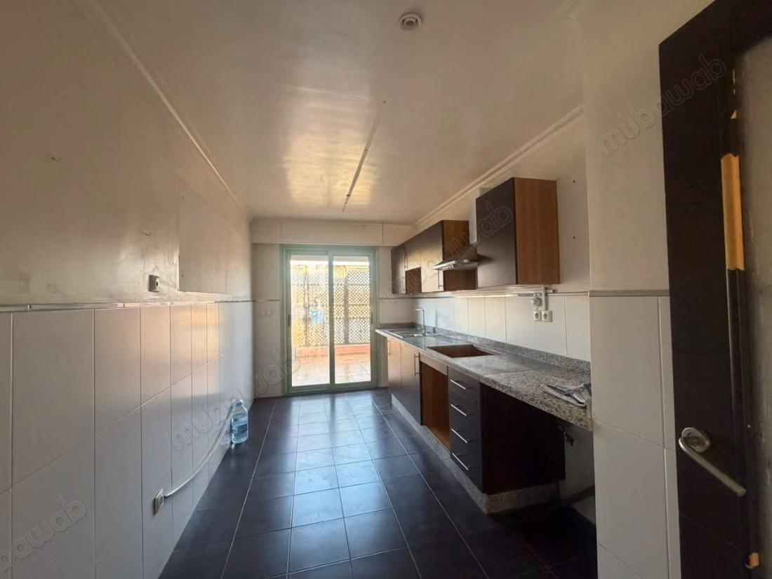 3 Bedroom Apartment with Living Room and Pool Residence