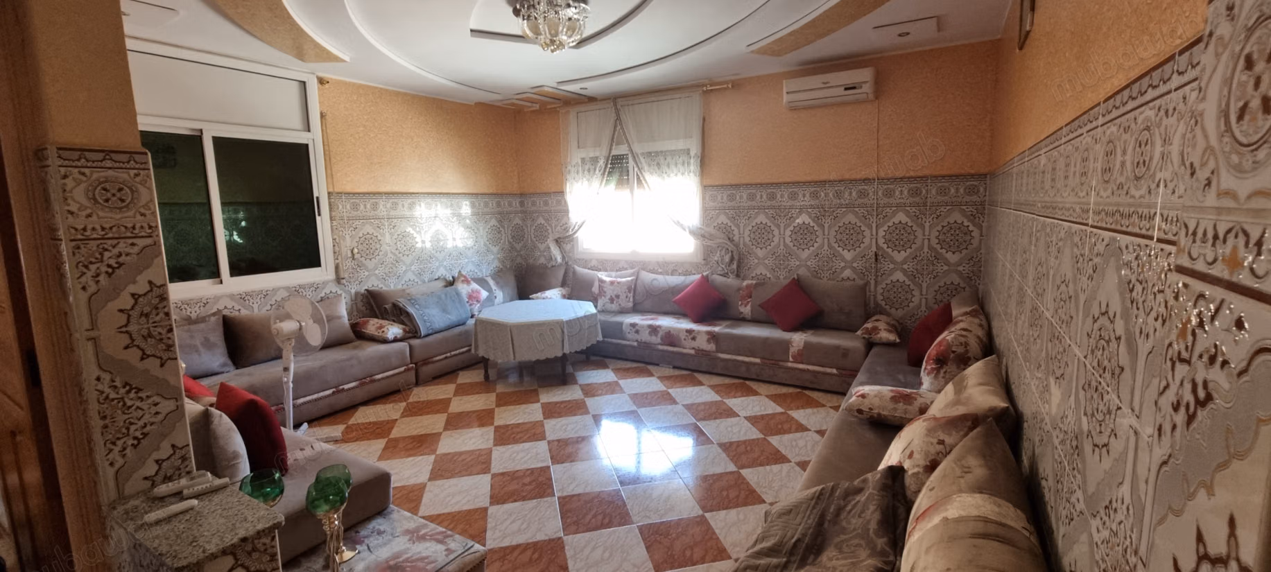 House for sale in Nour. 2 comfortable rooms. Parking and terrace