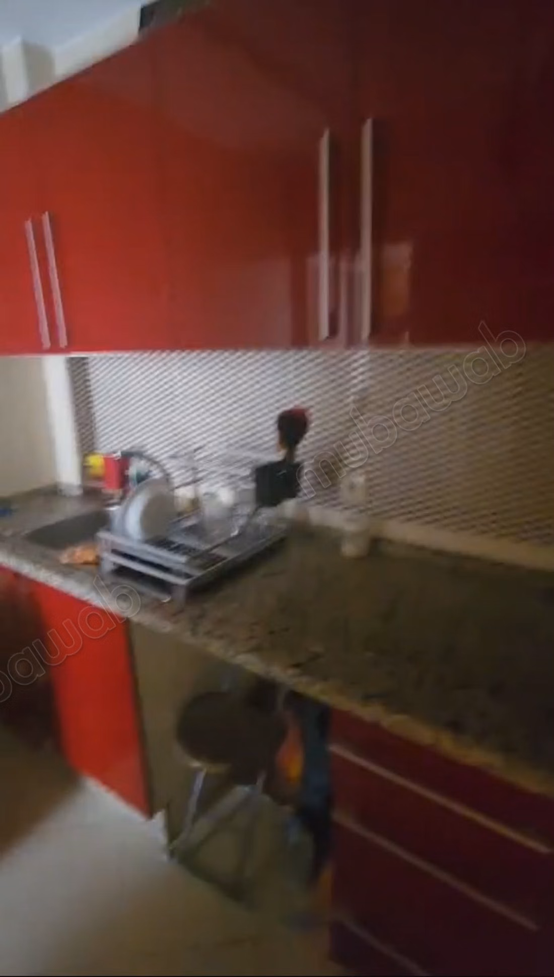 Appartement vide à louer à Moujahidine. 2 chambres agréables. Sécurisé 24/24
