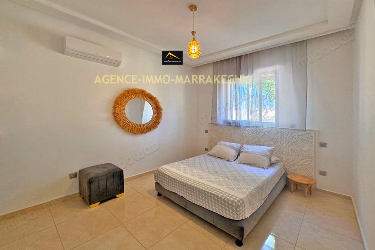 Private titled villa for sale with 4 suites, Pool