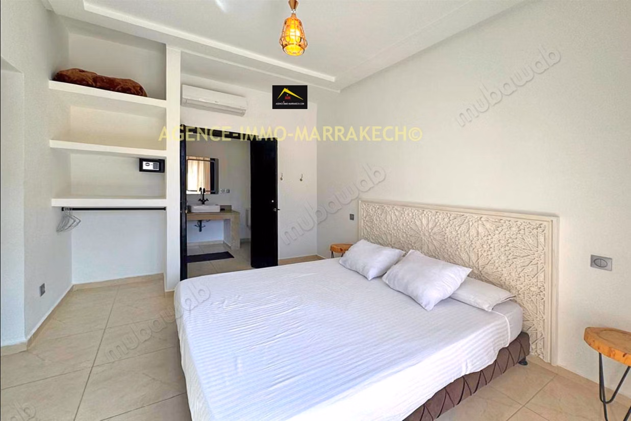 Private titled villa for sale with 4 suites, Pool