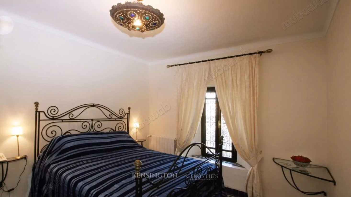 Geweldige Riad te koop in Tal'a. Totale oppervlakte 508 m²