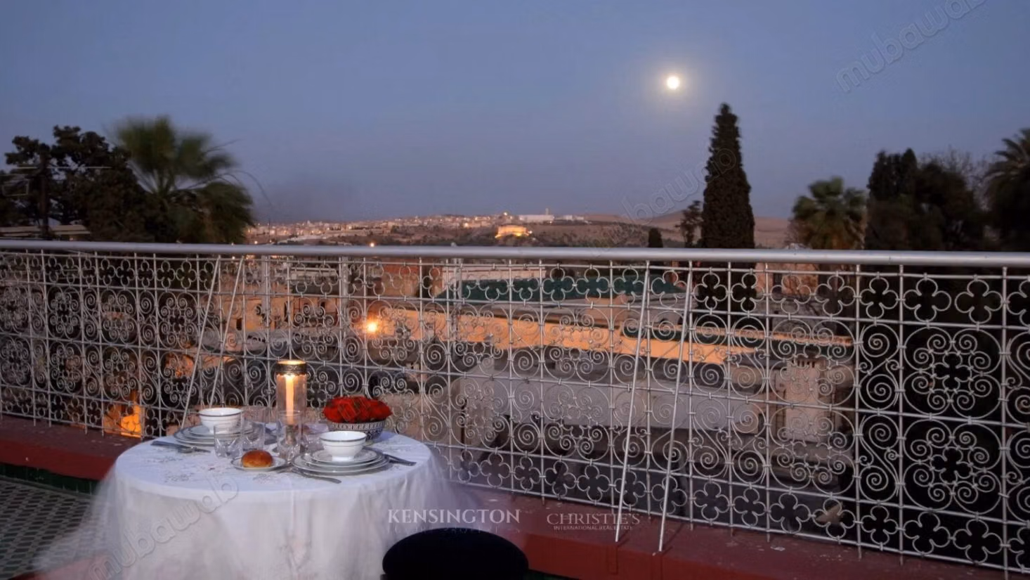 Geweldige Riad te koop in Tal'a. Totale oppervlakte 508 m²