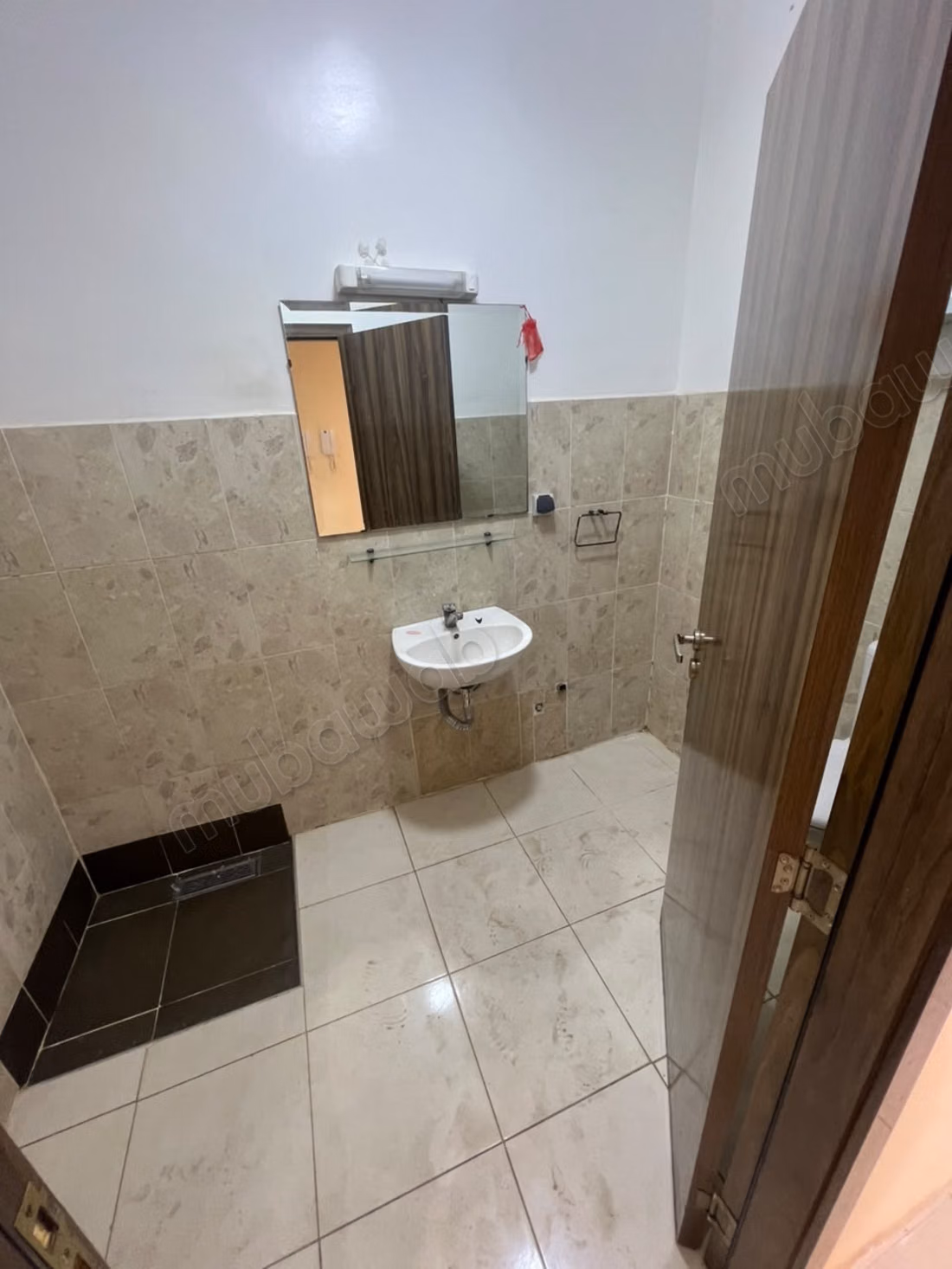 For sale apartment on Agadir Essaouira Road. 1 Room. Concierge service available