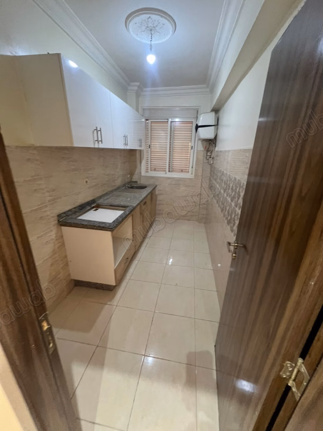 For sale apartment on Agadir Essaouira Road. 1 Room. Concierge service available