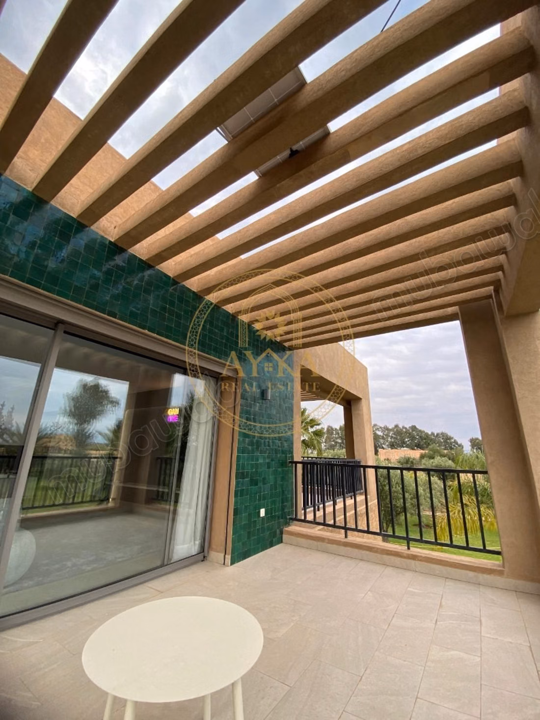 Palace with 5 suites on 1 hectare, Atlas view, Ourika