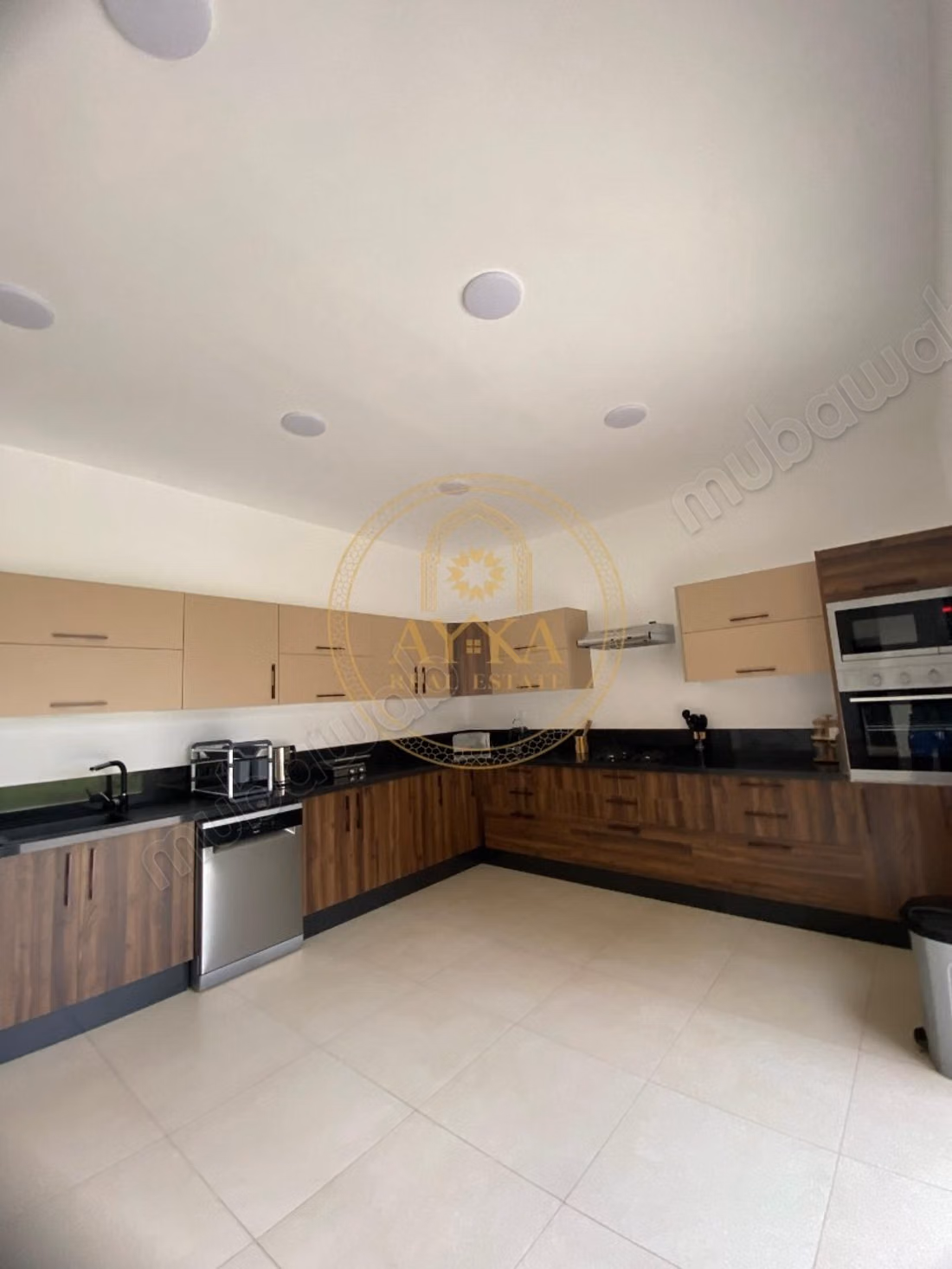 Palace with 5 suites on 1 hectare, Atlas view, Ourika