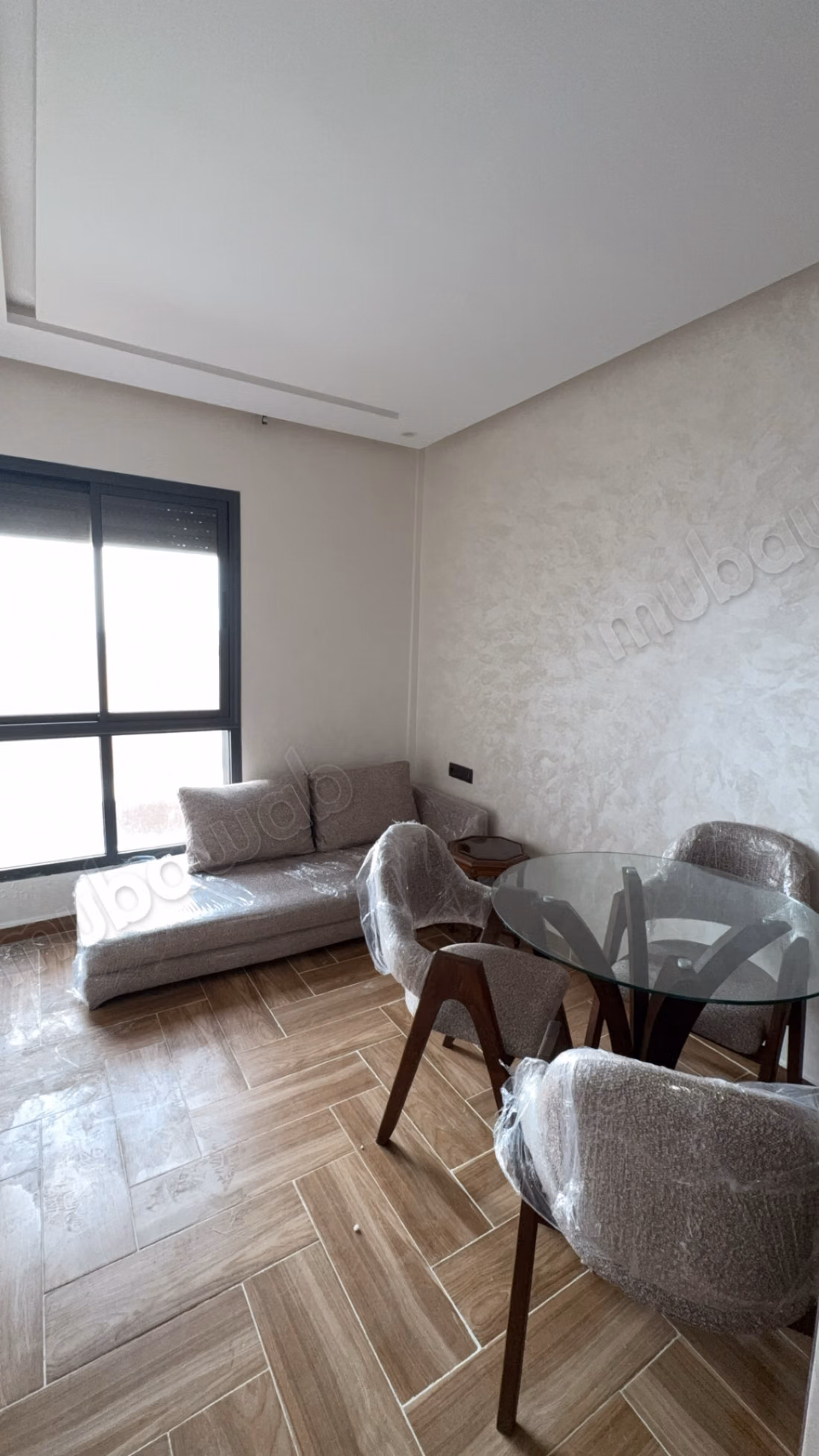 Appartement en location à Almaz. Surface totale 53 m². Bien meublé