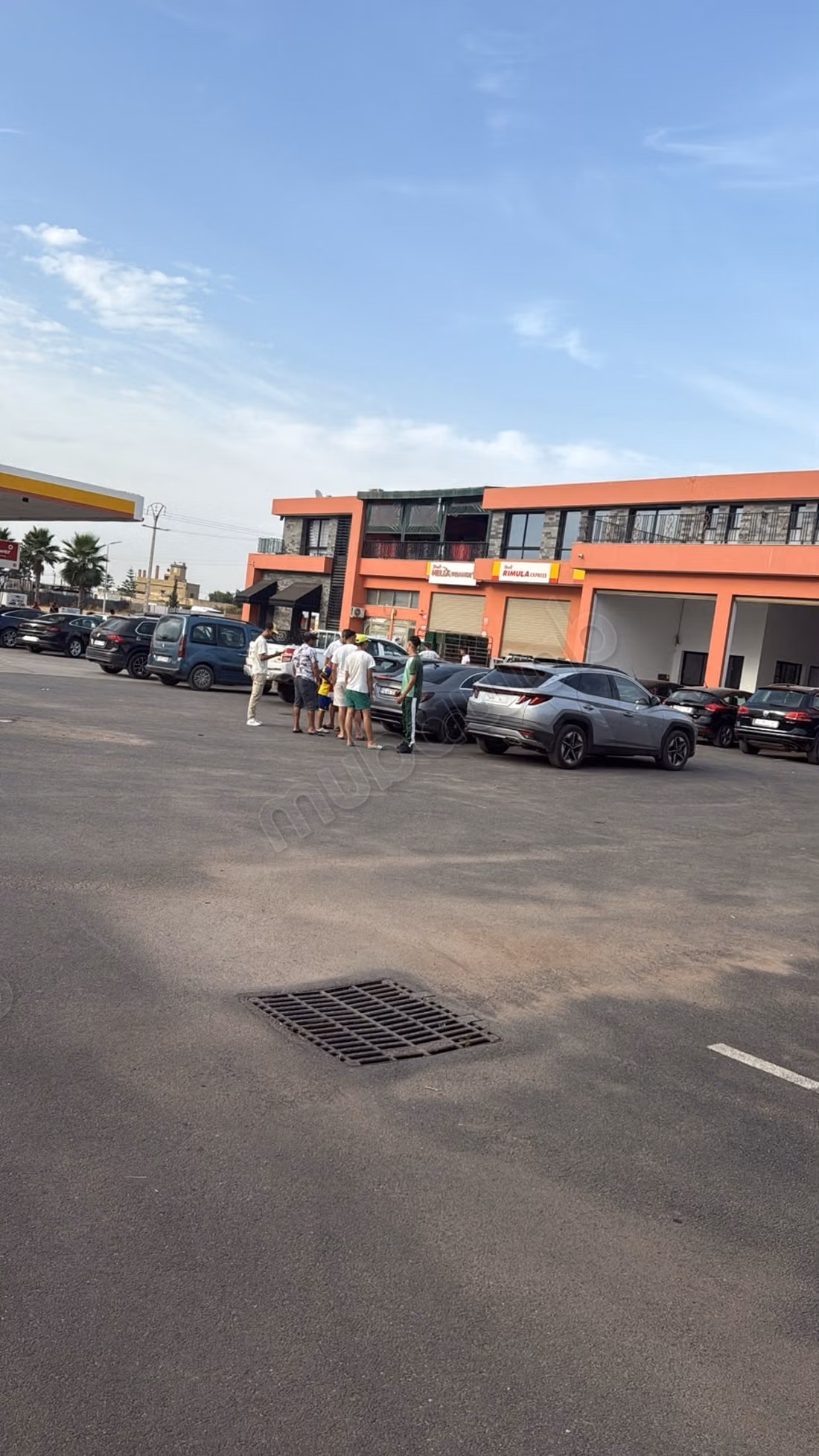 Vend local commercial à Berrechid.
Superficie 14000 m²